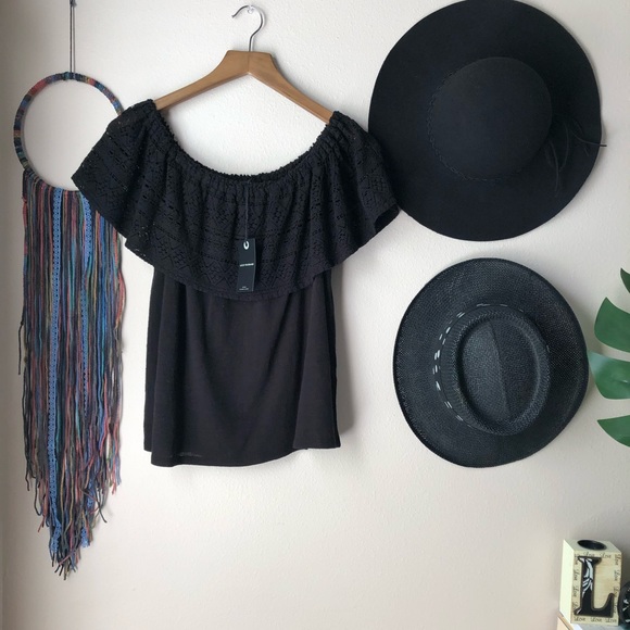 Lucky Brand Off-Shoulder Top - Picture 4 of 6